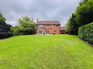 Photo 17- click for photo gallery